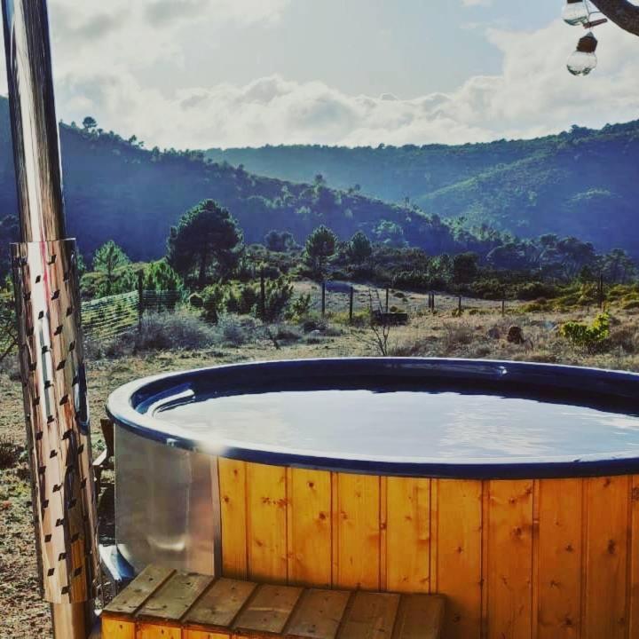 Esencia Lodge - Luxurious Off-Grid Cabin Retreat Almuñécar Eksteriør bilde